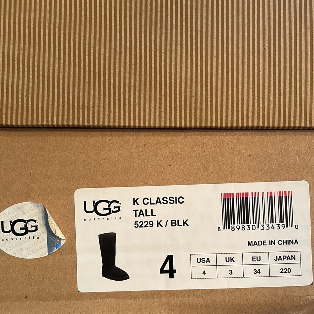 UGG®Women's K Classic Tall Black boots - Picture 6 of 7